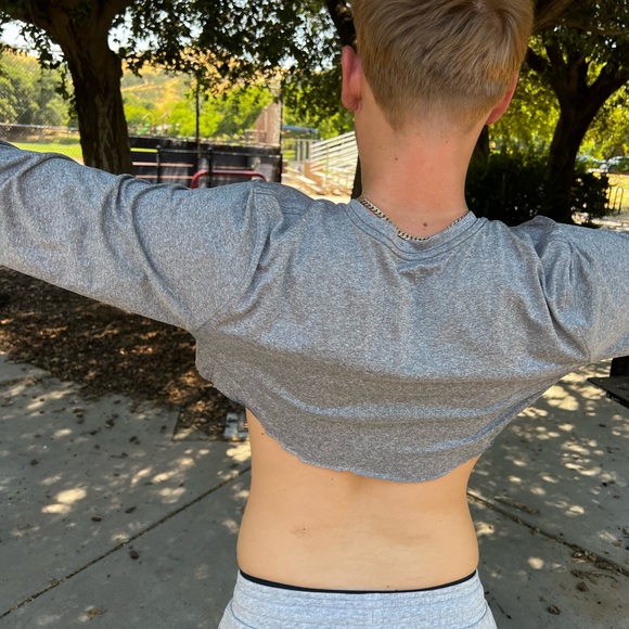 NIKE HALF SHIRT CROPPED CUT OFF BOTTOM FOOTBALL T CROP MEN DRI FIT WORKOUT SPORT - Picture 10 of 16